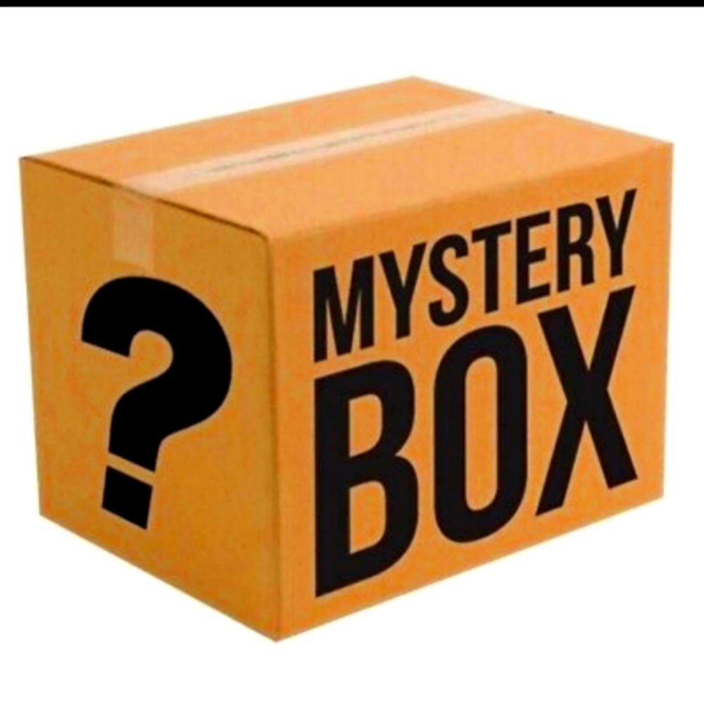 *BONUS GIFT* 8pcs Super Cute Women Small-Medium Mystery Box